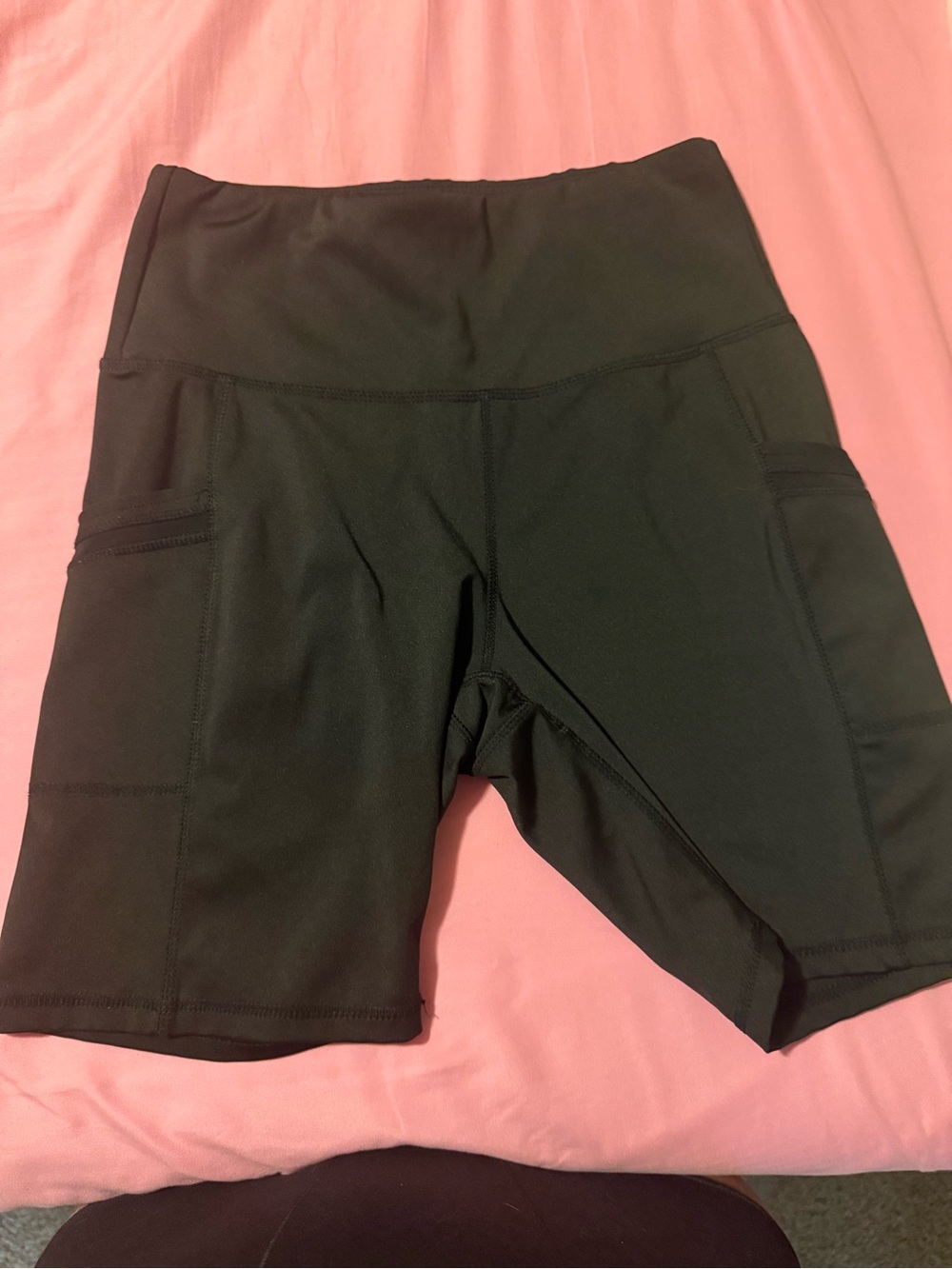 High-Rise Black Women’s Bike Shorts with Side Pockets